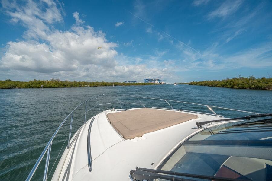 2009 Princess 54 Flybridge