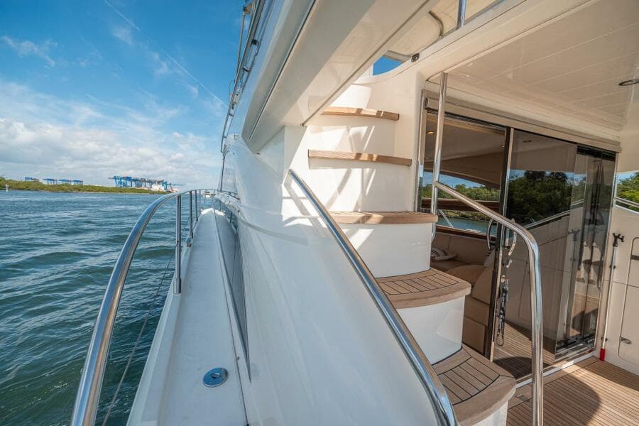 2009 Princess 54 Flybridge