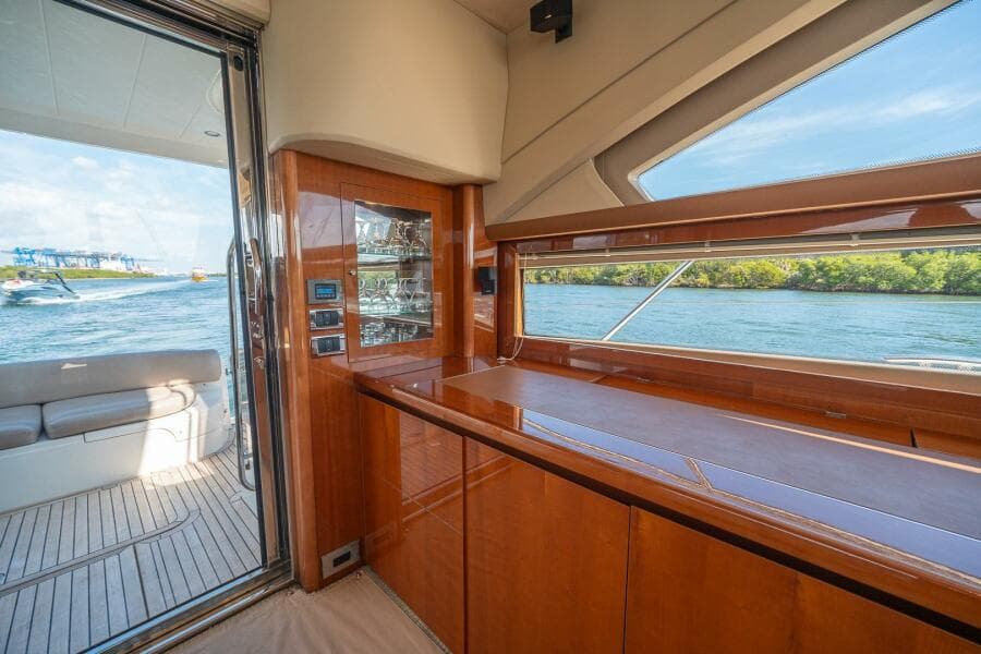 2009 Princess 54 Flybridge