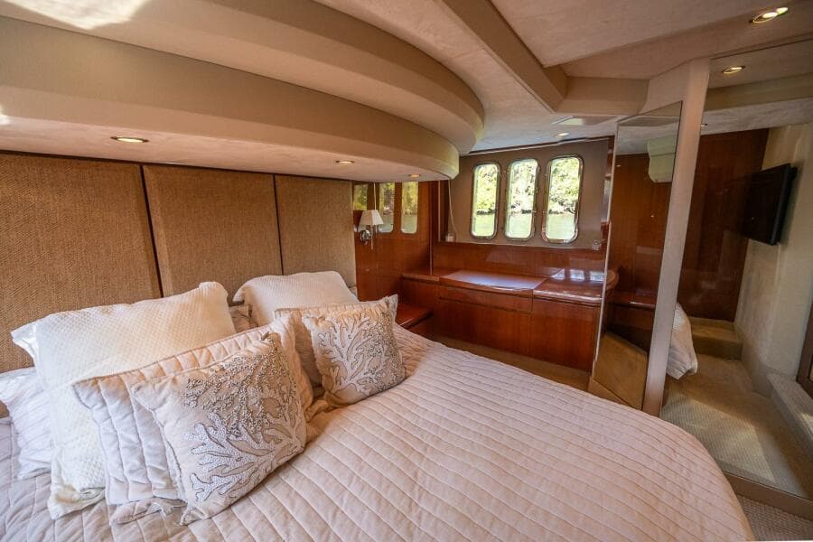 2009 Princess 54 Flybridge