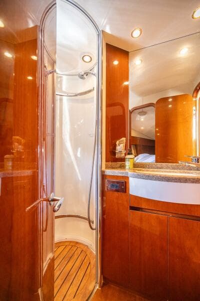 2009 Princess 54 Flybridge