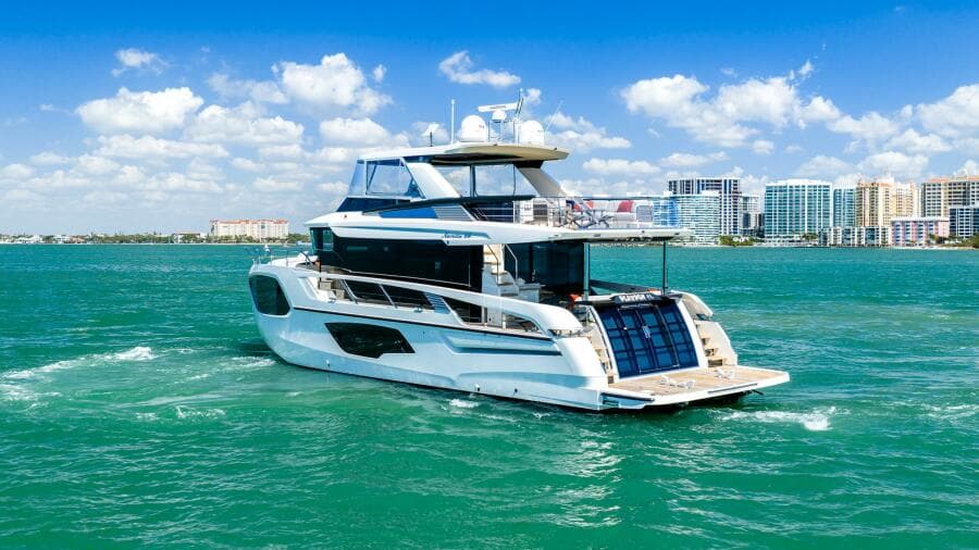 2022 Absolute 64 Navetta