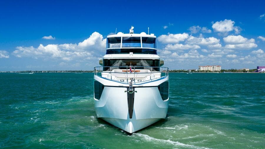 2022 Absolute 64 Navetta