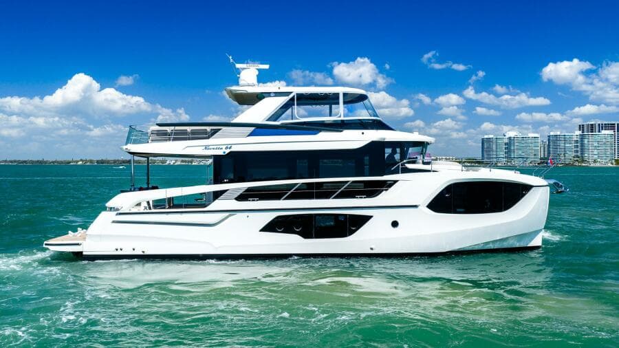 2022 Absolute 64 Navetta