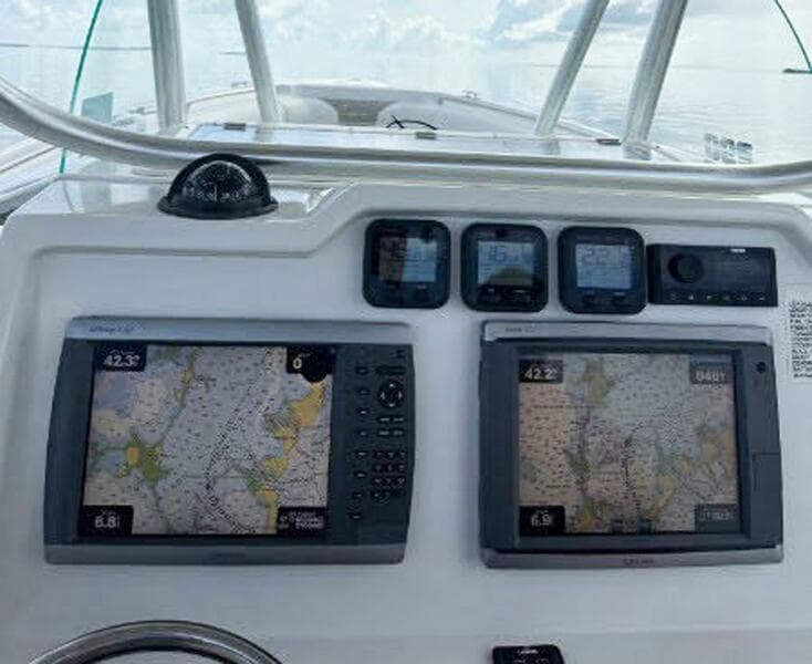 2013 Sailfish 290 CC