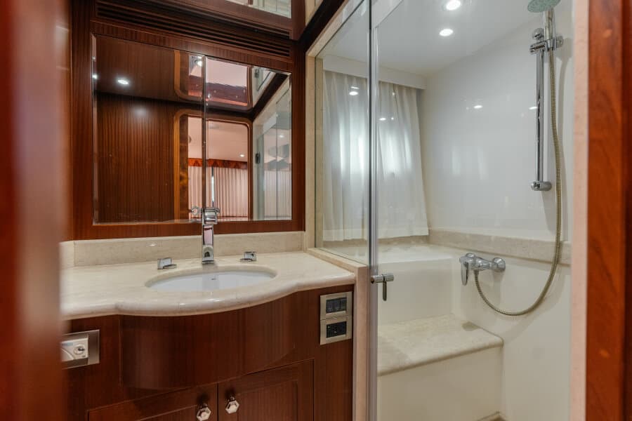 2013 Ocean Alexander 65 PILOTHOUSE