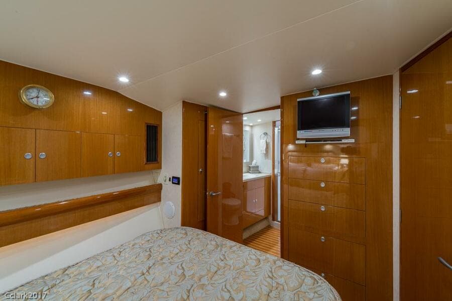 2007 Post 53 Convertible