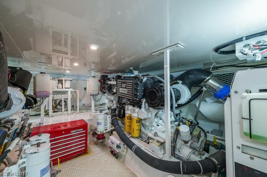 2007 Post 53 Convertible