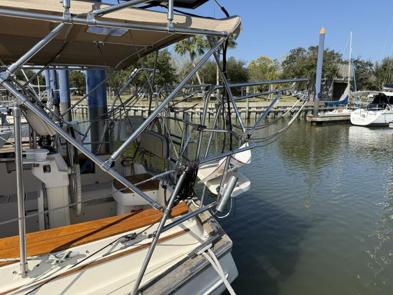 1999 Island Packet 380