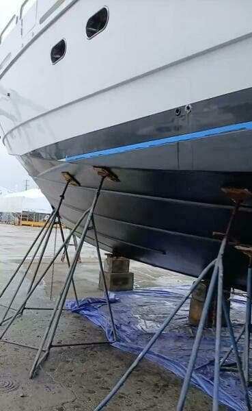 2004 Hargrave Capri Skylounge