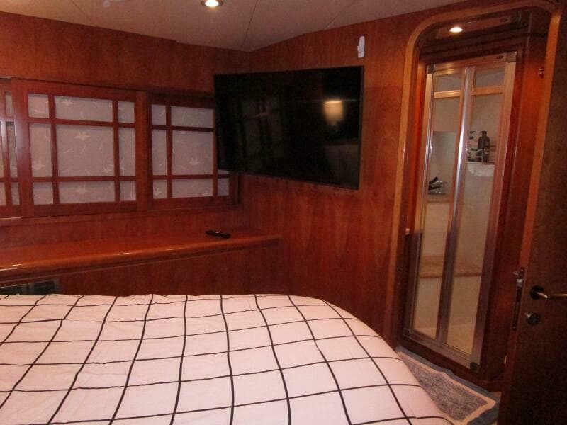 Captain's Cabin