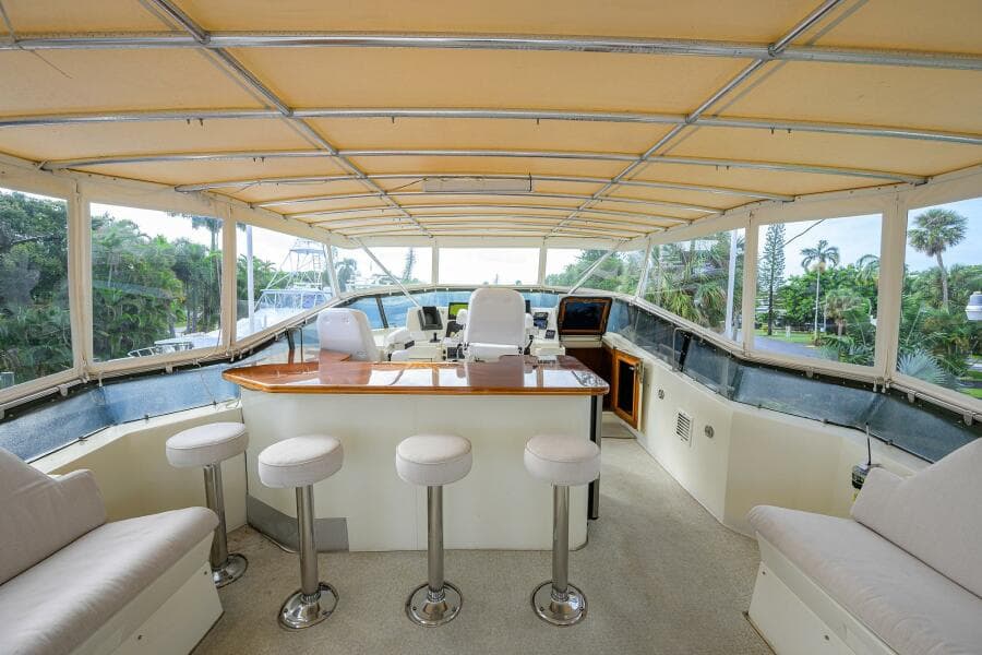 1991 Hatteras 78 Cockpit Motor Yacht