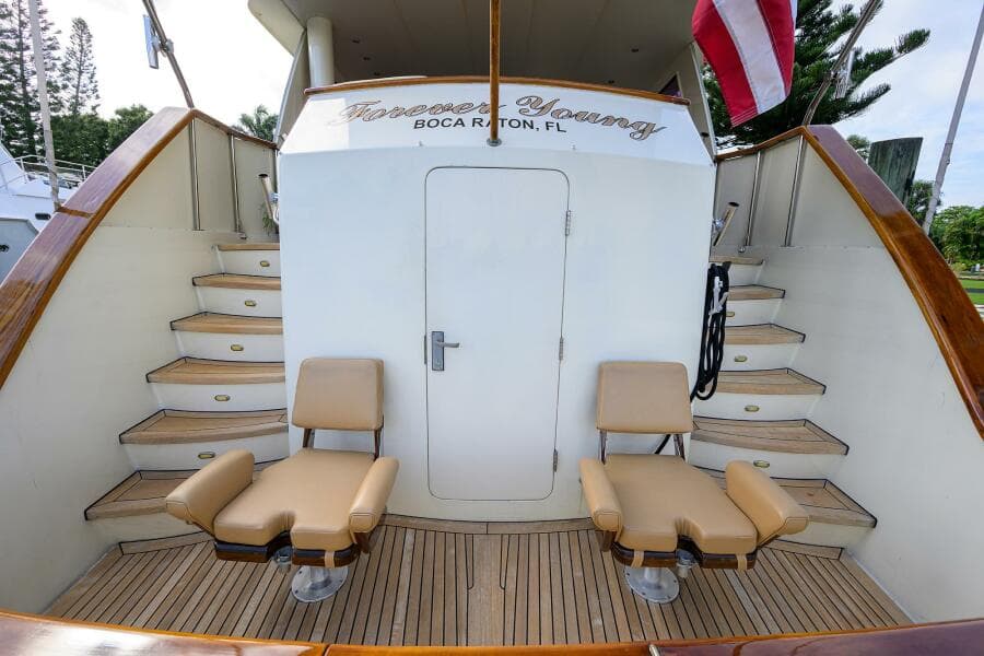 1991 Hatteras 78 Cockpit Motor Yacht