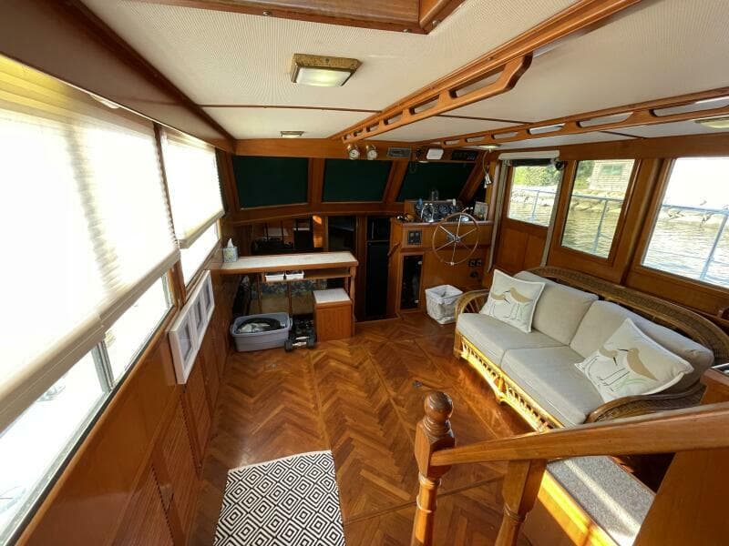 1987 Heritage East 40 Sundeck