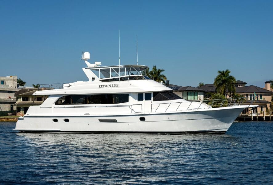 KRISTIN LEE 75’ (22.86m) Hatteras Motoryacht, 2001/2020