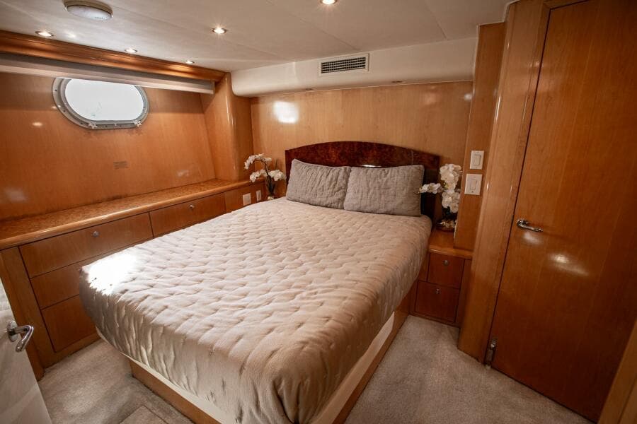 KRISTIN LEE 75’ - Lower Deck VIP Guest Stateroom