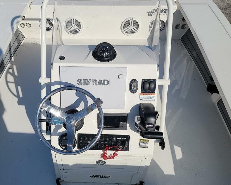 2021 Hewes Redfisher 21