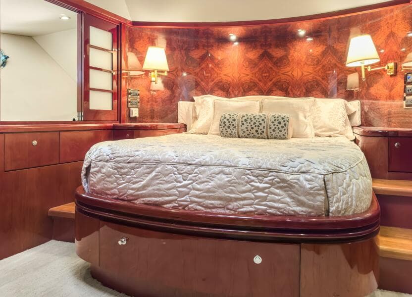 2005 Ocean Alexander 80 motoryacht