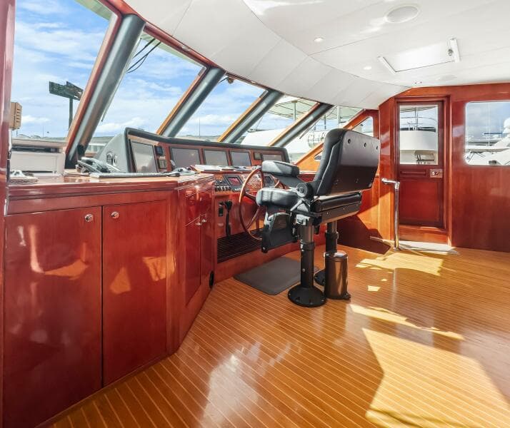 2005 Ocean Alexander 80 motoryacht