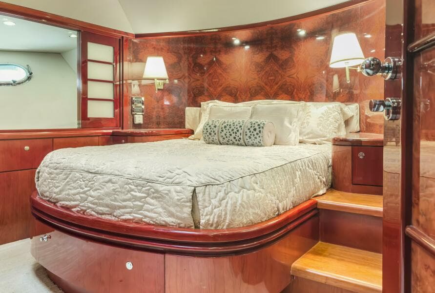 2005 Ocean Alexander 80 motoryacht