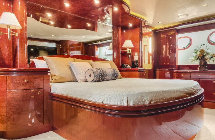 2005 Ocean Alexander 80 motoryacht