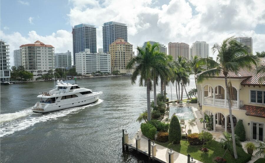 2005 Ocean Alexander 80 motoryacht