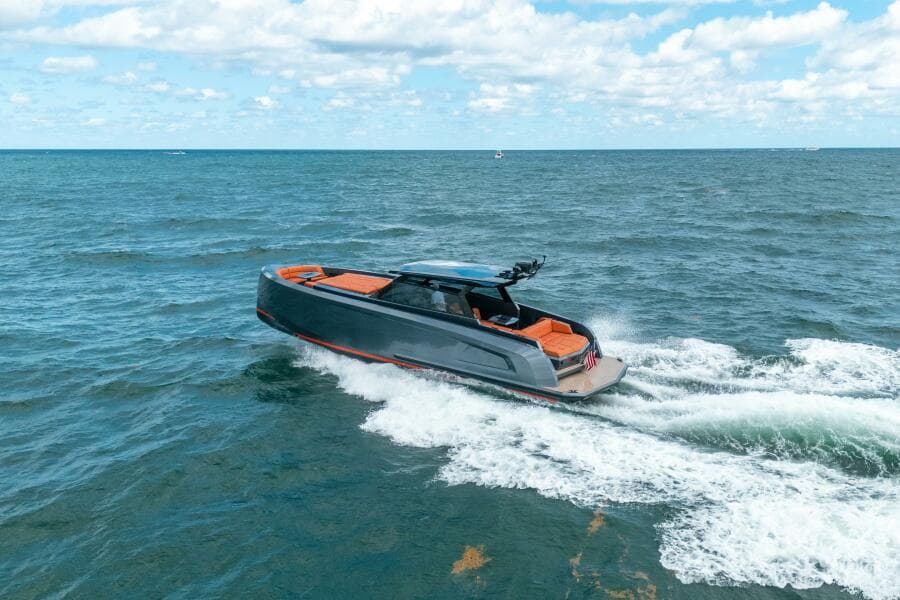2022 Vanquish Yachts VQ45