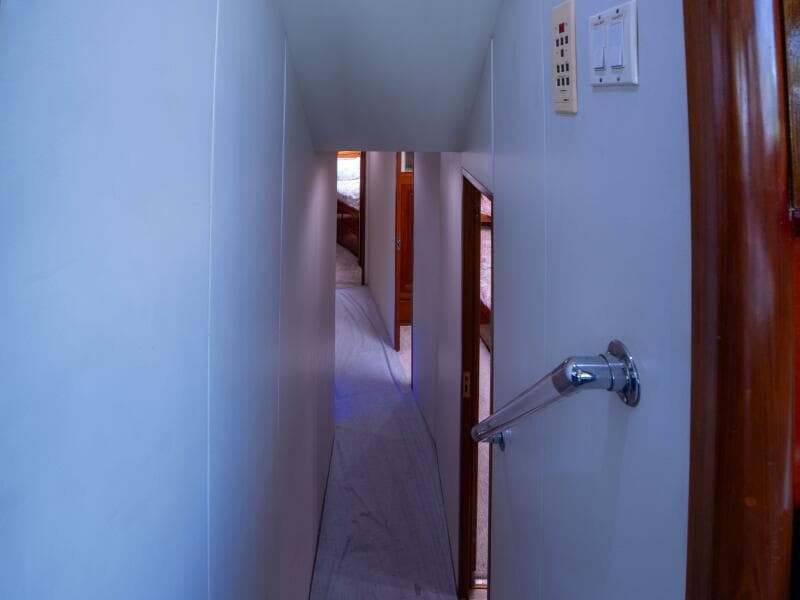 1998 Viking 58 Convertible