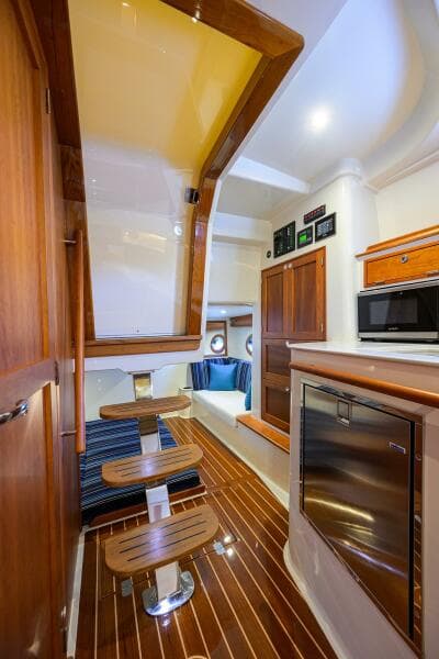 Hinckley 40X Renie Vie- Companion Way