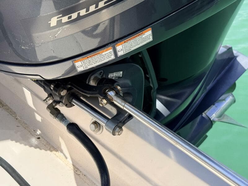 2013 Grady-White Canyon 306