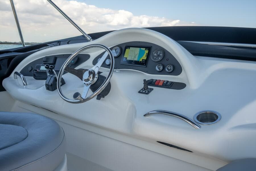 2001 Azimut 46
