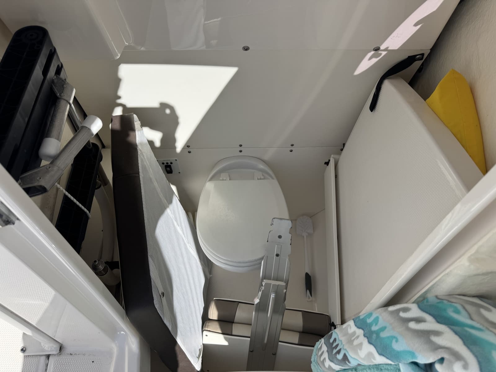 2020 Robalo R272 Center Console - Photo 20