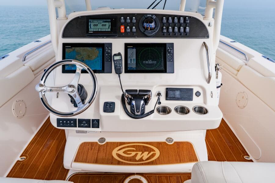 2021 Grady-White 306 Canyon