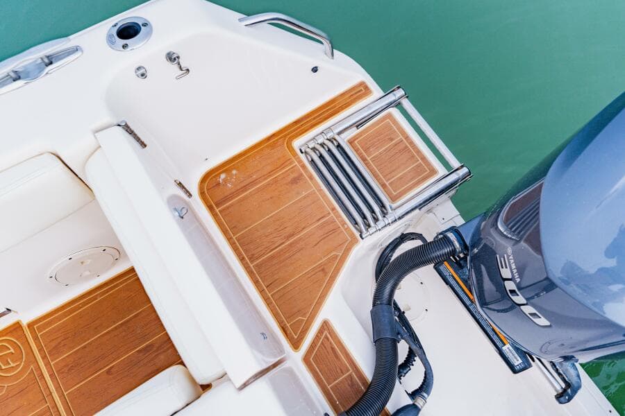 2021 Grady-White 306 Canyon