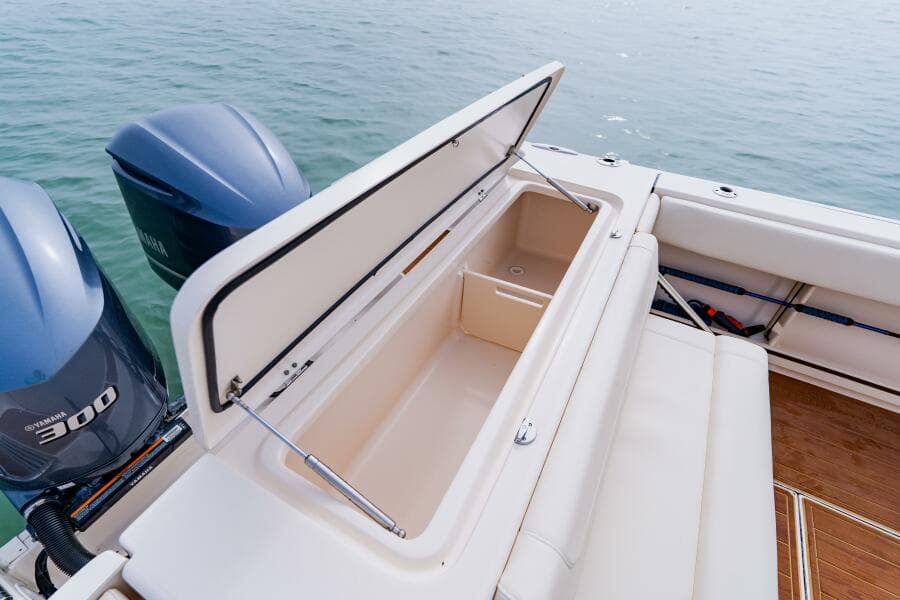 2021 Grady-White 306 Canyon