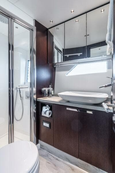 2021 Sunseeker Predator 60 EVO