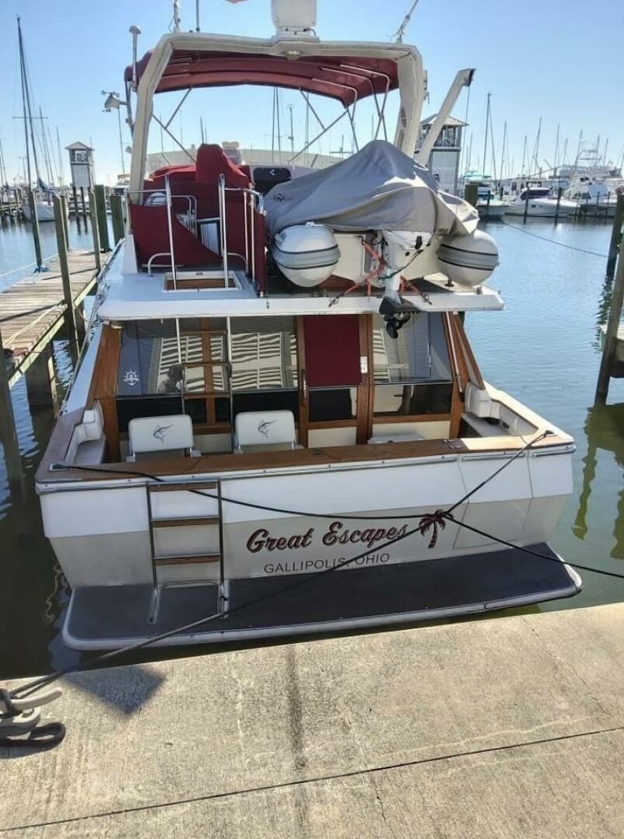 1991 Bayliner 4588 Pilothouse - Photo 2