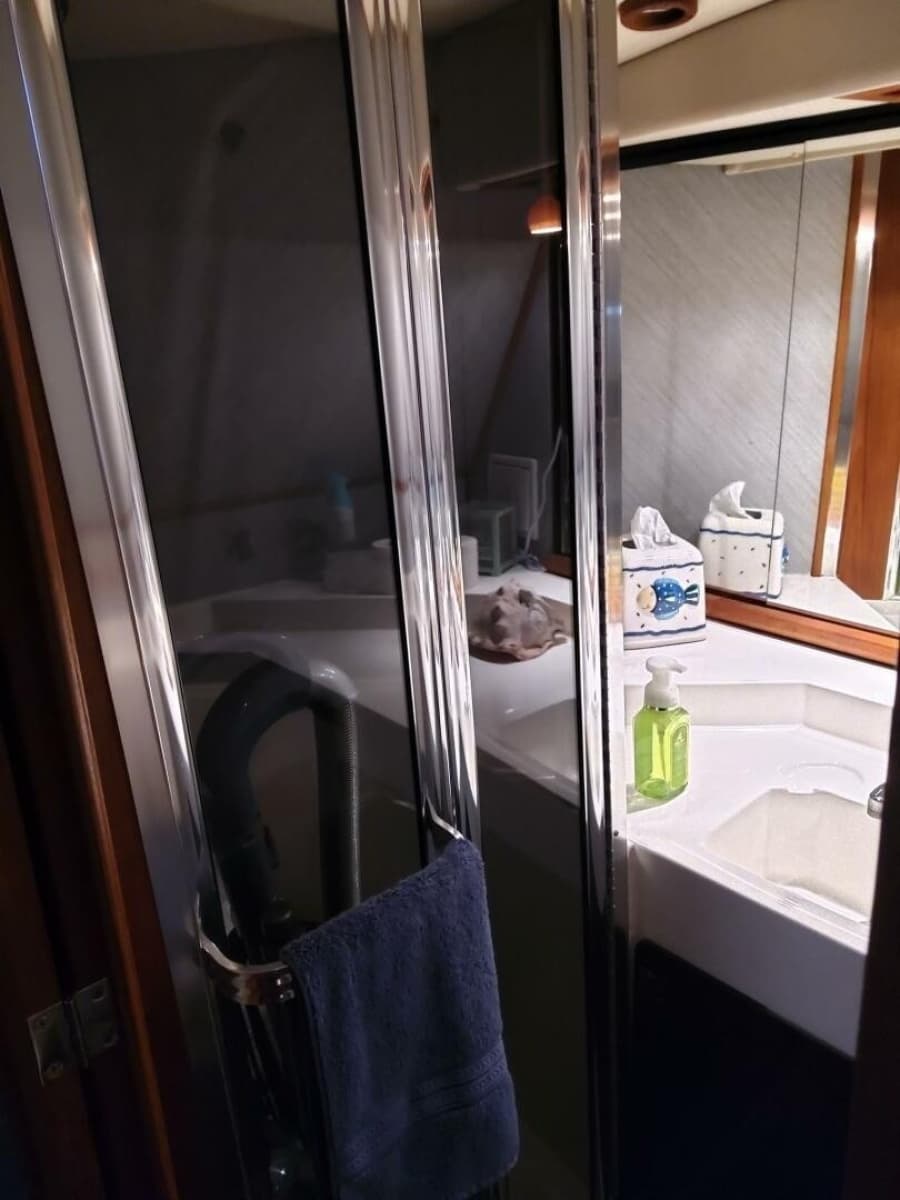 1991 Bayliner 4588 Pilothouse - Photo 20