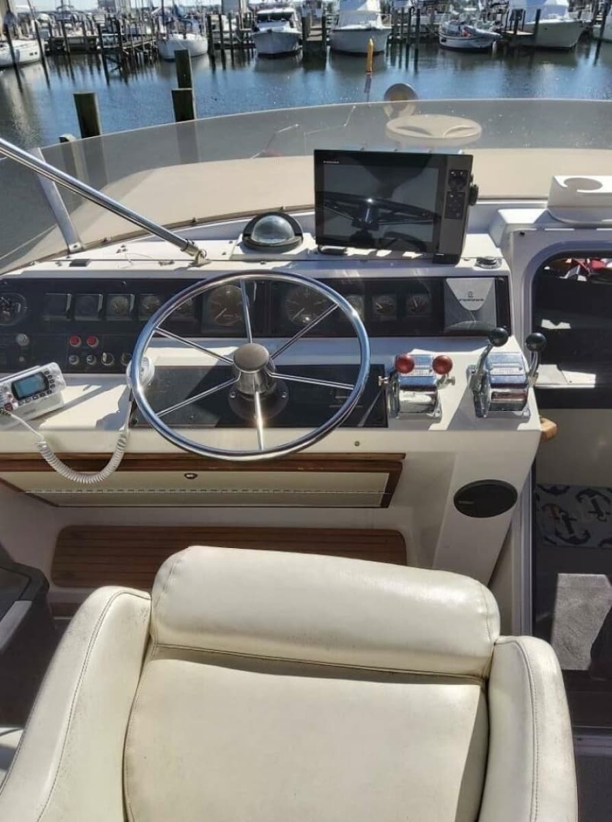 1991 Bayliner 4588 Pilothouse - Photo 26