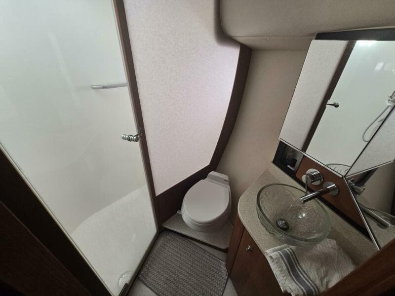 2008 Tiara Yachts 4300 Sovran