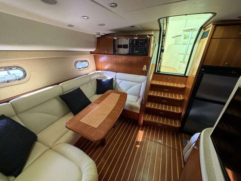 2008 Tiara Yachts 4300 Sovran