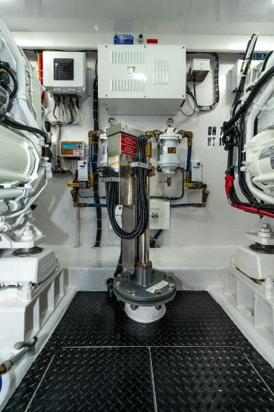 2025 Viking 90C "Zatara" 