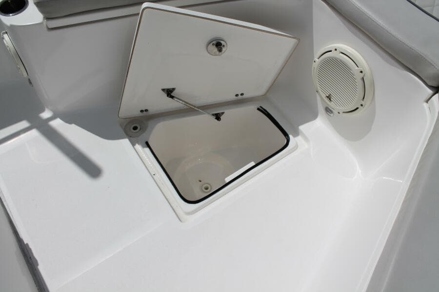 2018 Sea Fox 328 Commander