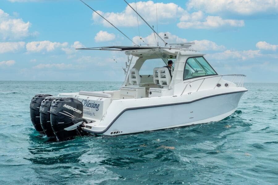 2012 Boston Whaler 345 Conquest - Profile 