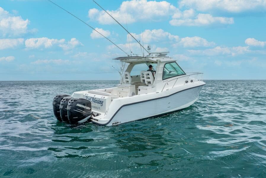 2012 Boston Whaler 345 Conquest - Profile  