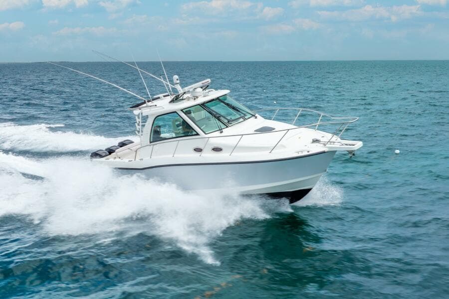2012 Boston Whaler 345 Conquest - Profile 