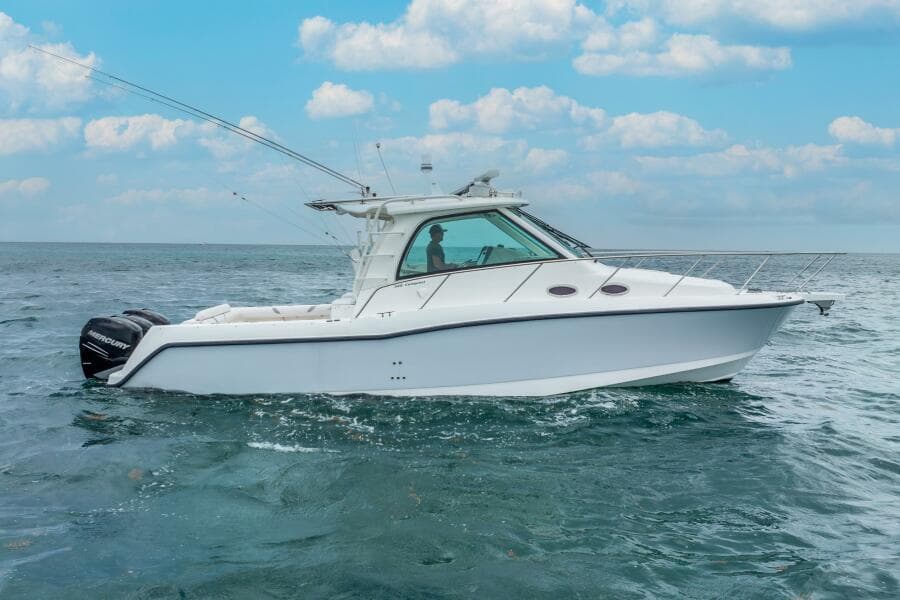 2012 Boston Whaler 345 Conquest - Profile 