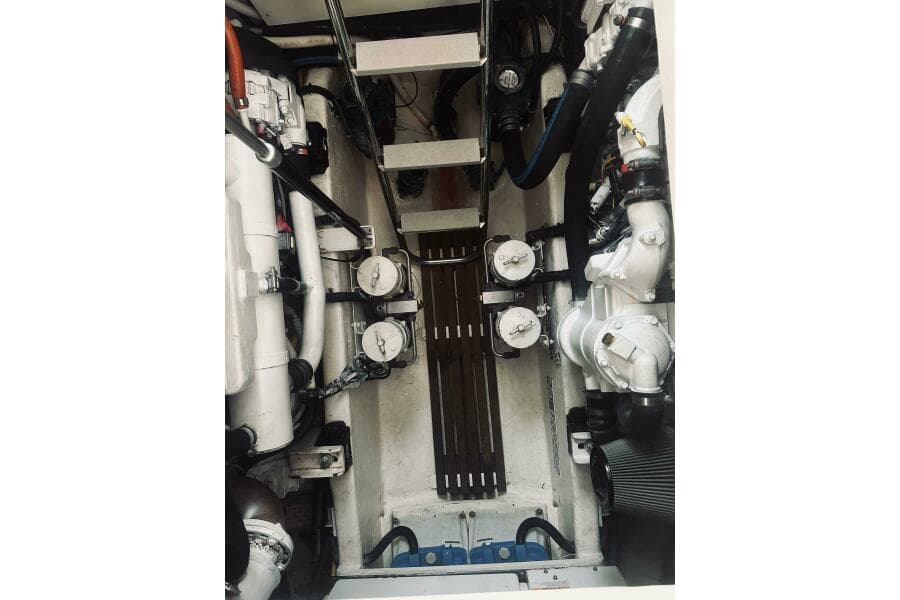 2008 Sabre 38 Hard Top Express