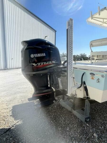 2016 Pathfinder 2400 TRS