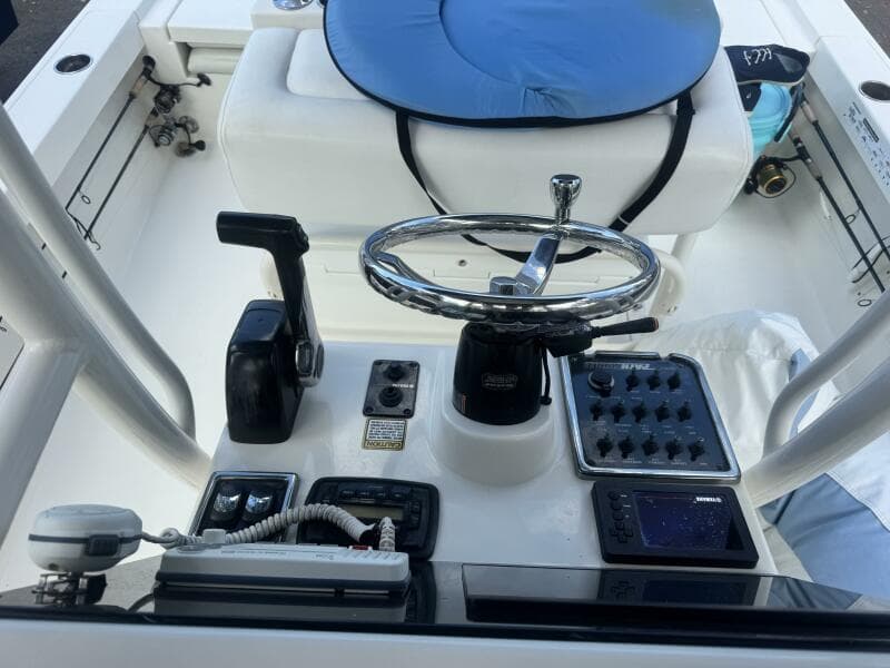 2016 Pathfinder 2400 TRS